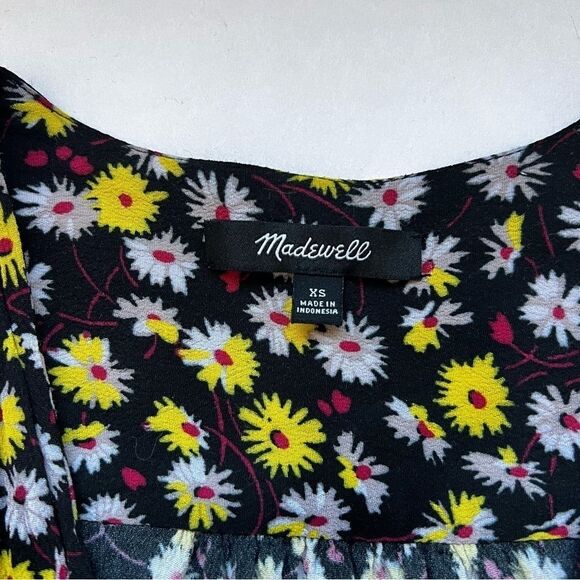 Madewell Wrap Top in French Floral Size XS - Picture 3 of 7